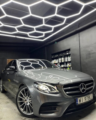 Mercedes-Benz Klasa E cena 91000 przebieg: 234000, rok produkcji 2017 z Warszawa małe 92